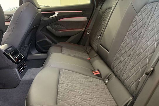 Audi A6 TDI quattro Avant