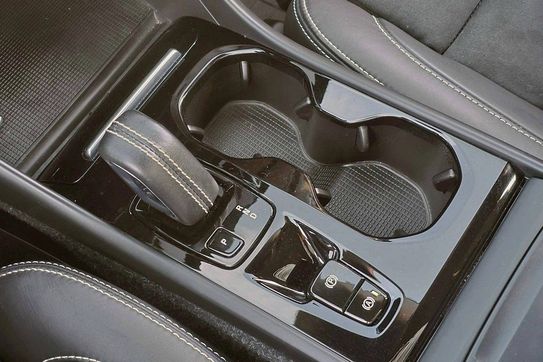 Volvo XC40 B4 B AWD R-Design