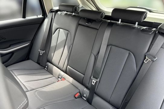 BMW Seria 3 Touring 320d xDrive