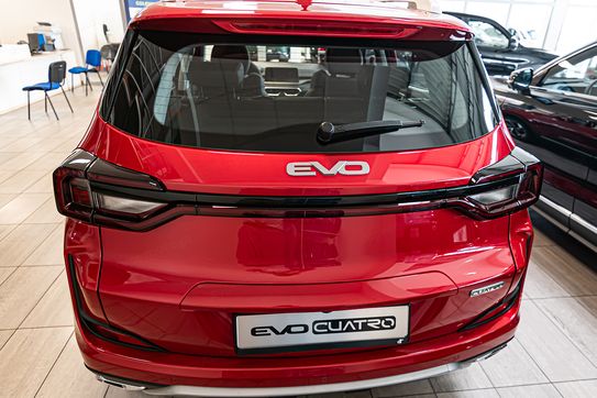 EVO CUATRO ‎1.5 BENZ + LPG FWD