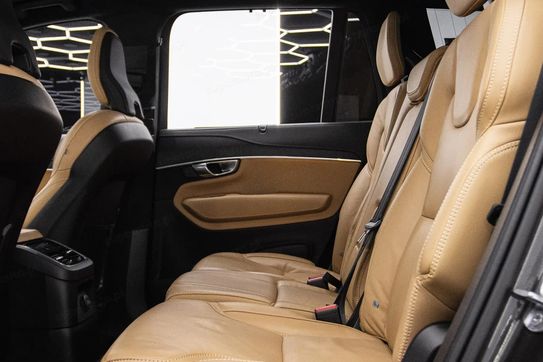 Volvo XC90 T8 AWD Plug-In Hybrid Plus Dark 7os aut