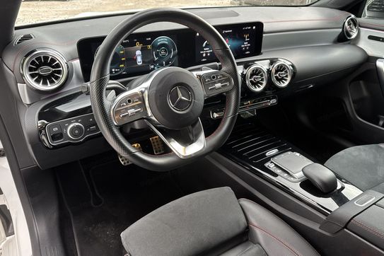 Mercedes CLA 200 AMG Line