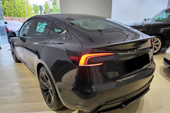 Tesla Model 3 Performance AWD