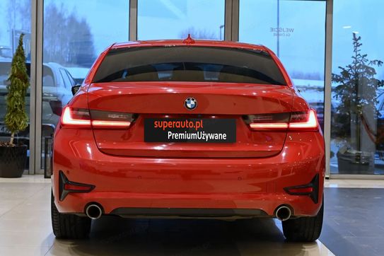 BMW Seria 3 320i Sport Line aut