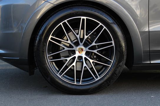 Porsche Cayenne Coupe Black Edition