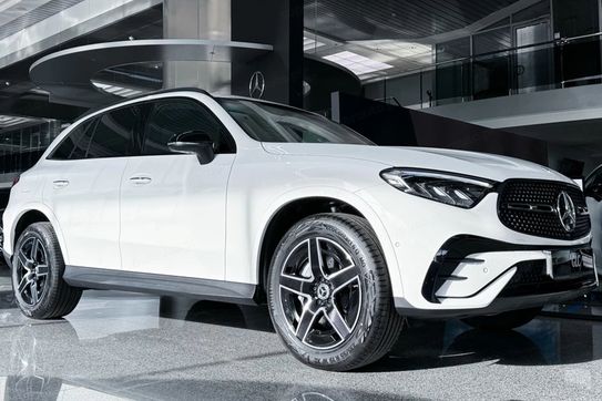 Mercedes GLC 200 4-Matic AMG Line