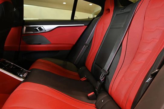 BMW Seria 8 840d xDrive mHEV