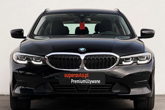 BMW Seria 3 Touring 320d xDrive Advantage