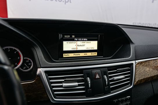 Mercedes Klasa E 200