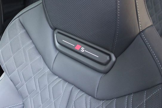 Audi A5 e-Hybrid quattro