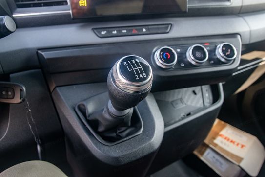 Renault Master L3 Kontener 8EP