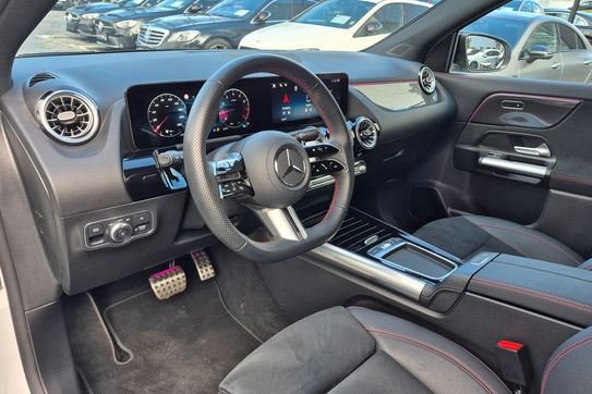 Mercedes GLA 200 mHEV AMG Line 7G-DCT