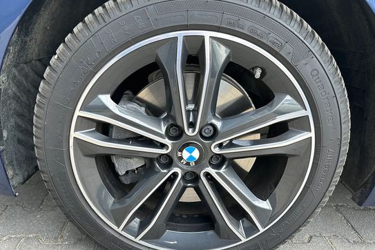 BMW Seria 2 Gran Coupe 218d Sport Line