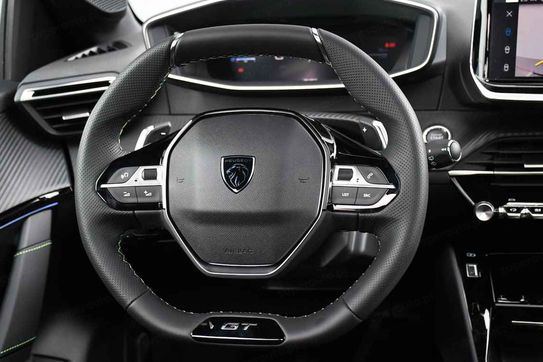 Peugeot 208 e-208 GT 54kWh