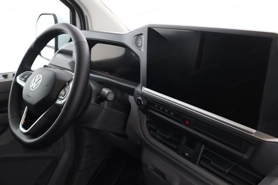 Volkswagen Transporter L2H1 AT8