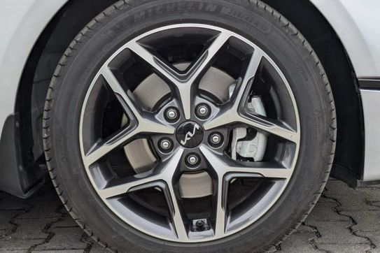 Kia Ceed 1.5 T-GDI L DCT