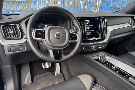 Volvo XC60 B4 D R-Design