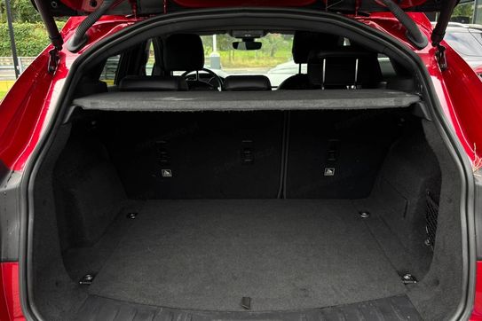 Jaguar E-Pace 2.0 I4D Awd r-Dynamic Hse
