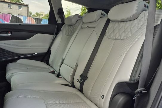 Hyundai Santa Fe 1.6 T-GDI HEV Platinum 4WD