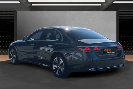 Mercedes Klasa E 300 e Avantgarde