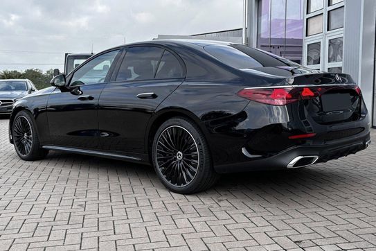 Mercedes Klasa E 220 d 4-Matic AMG