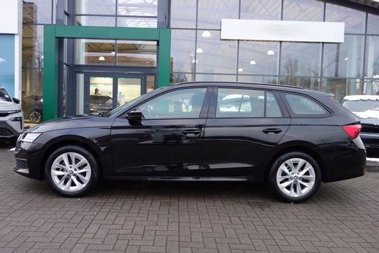 Skoda Octavia Drive Essence 1.5 TSI mHEV DSG