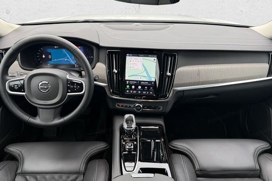 Volvo V90 T6 AWD Plug-In Hybrid Plus Dark