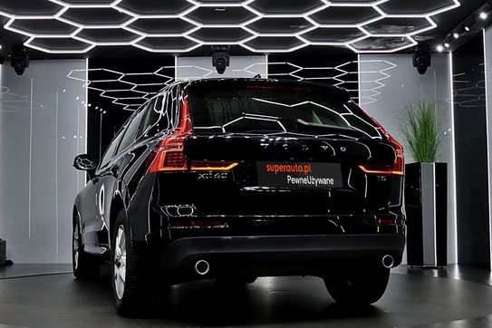 Volvo XC60 T5 Momentum Pro
