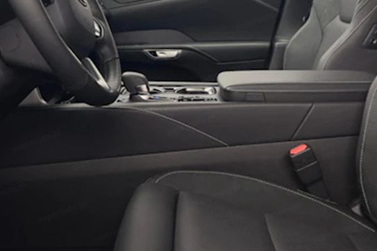 Lexus RX 450h+ Omotenashi 2.5 Hybrid Plug-in