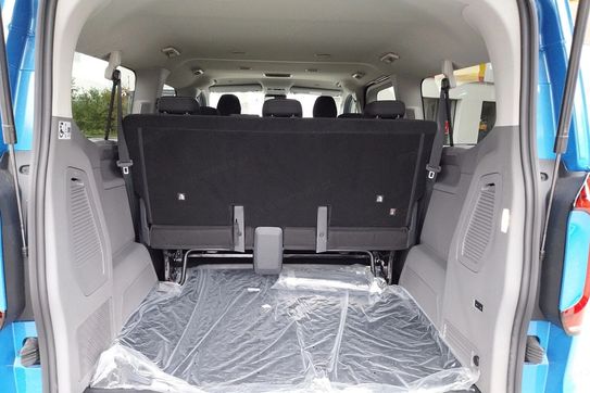 Volkswagen Caravelle TDI L2H1 Life aut