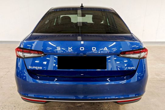 Skoda Superb L&K 2.0 TSI DSG 4x4