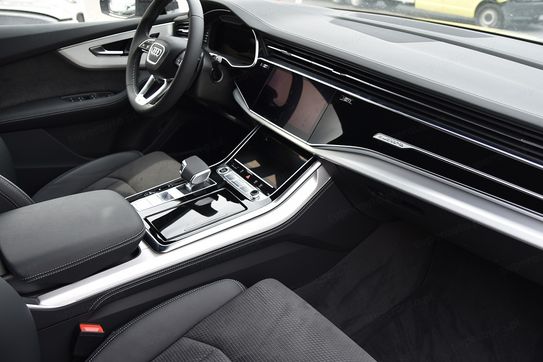 Audi Q7 55 TFSI e quattro S Line