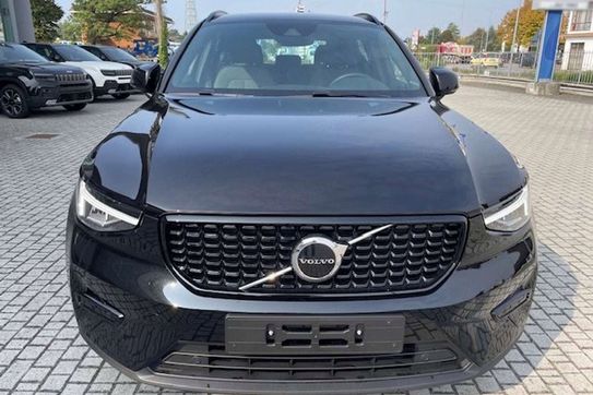 Volvo XC40 B3 Plus Dark