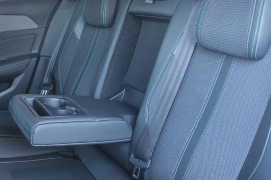 Peugeot 308 1.5 BlueHDi Allure Pack S&S EAT8