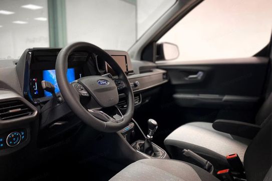 Ford Tourneo Courier Titanium