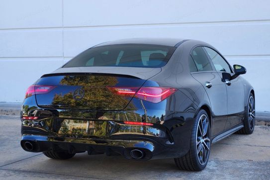Mercedes CLA AMG 35 4-Matic