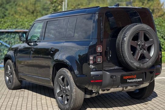 Land Rover Defender 110 D250 mHEV X-Dynamic SE