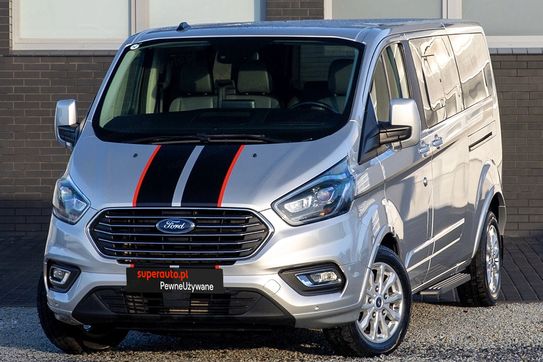 Ford Tourneo Custom L2H1 Titanium AT