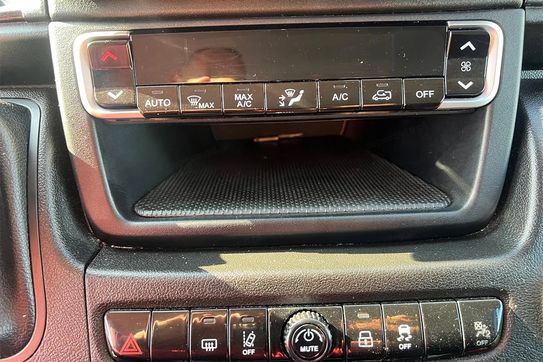 Peugeot Boxer L4H2 AT8