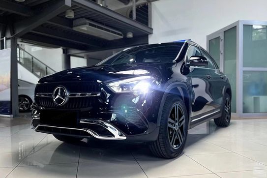 Mercedes GLA 200 Progressive
