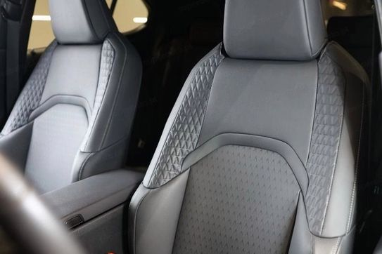 Lexus UX 250h F Impression AWD