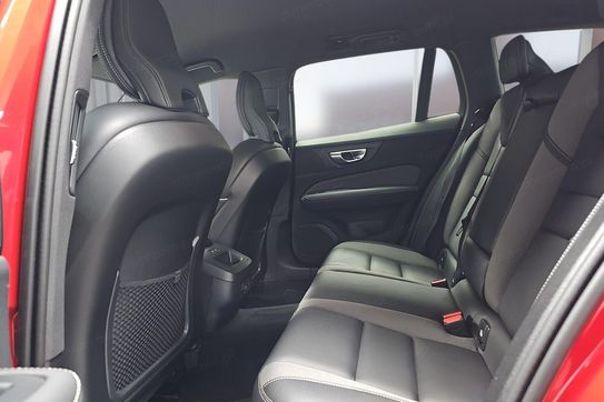 Volvo V60 CC Plus B5 B AWD