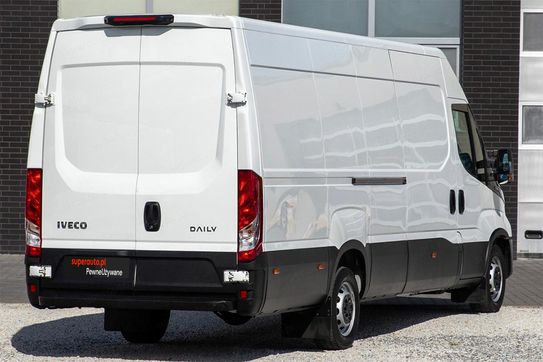 Iveco Daily 35S16 L4H2 Maxi
