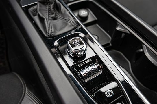 Volvo XC60 D4 Momentum Pro