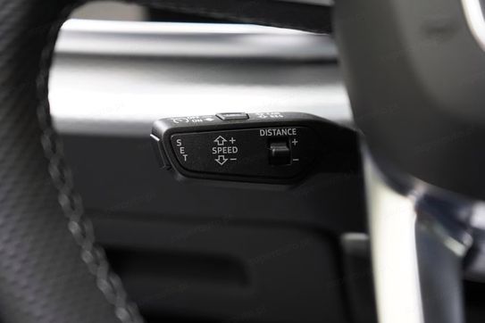 Audi Q8 TFSI e quattro Tiptronic