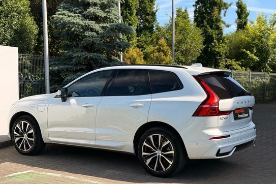 Volvo XC60 T8 Plug-In Hybrid AWD Ultimate Dark aut