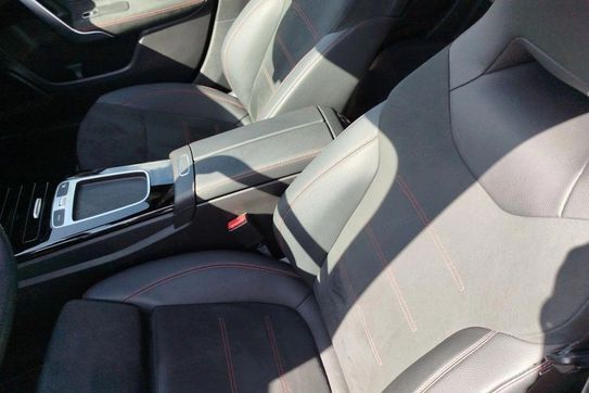 Mercedes Klasa A 220 4MATIC AMG Line
