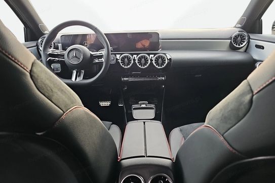 Mercedes Klasa A 250 e PHEV AMG Line 8G-DCT