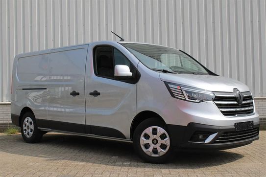 Renault Trafic L2H1 AT9