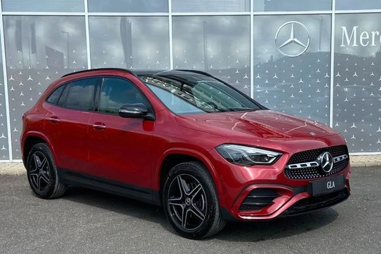 Mercedes GLA 220 4-Matic AMG Line